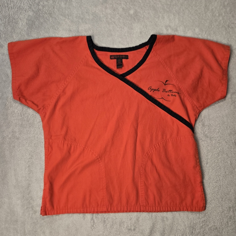 Apple Bottoms by Nelly Red Scrub Top Short Sleeve Size M